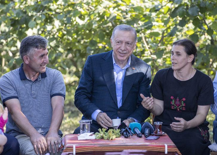 Cumhurbaşkanı Erdoğan Ordu'da fındık bahçesinde vatandaşlarla bir araya geldi G3