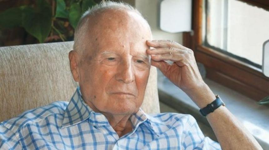 Kenan Evren için başsağlığı ve taziye mesajı gelmedi