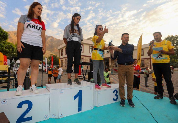 Van'da düzenlenen Yüksek Dağ Koşusu Artos Ultra Sky Maratonu tamamlandı G2