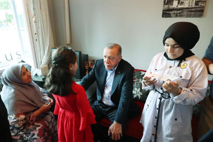 Cumhurbaşkanı Erdoğan, Ordu'da çay davetinde bulunan aileyi ziyaret etti G3