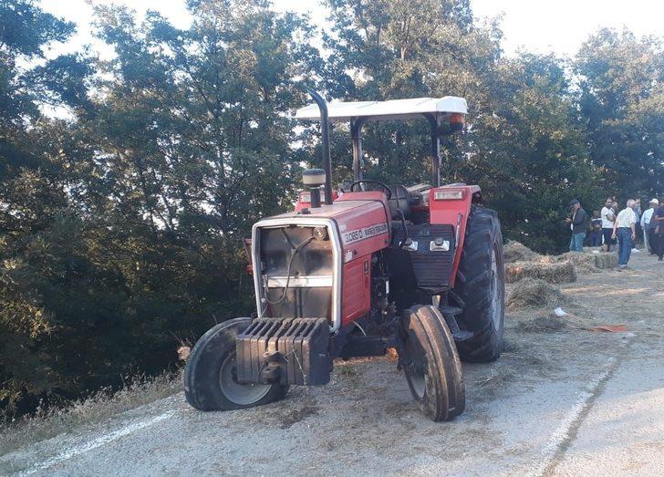 Samsun'da traktörün devrilmesi sonucu 1 kişi öldü, 1 kişi ağır yaralandı G4