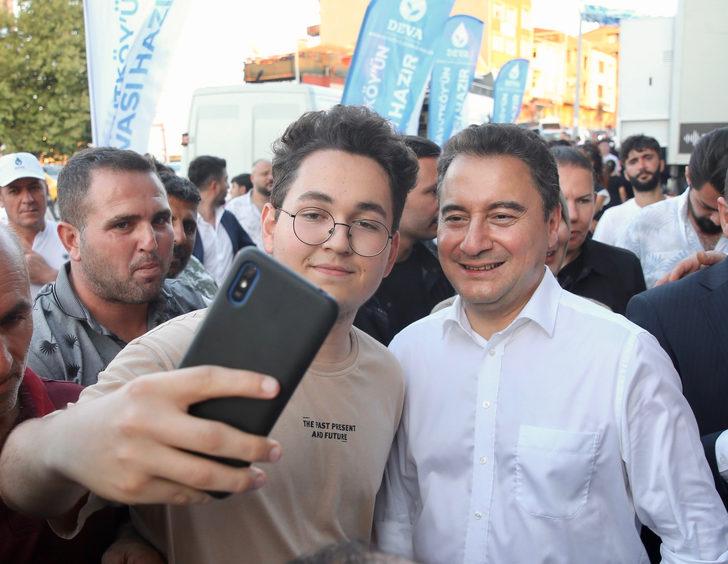 DEVA Partisi Genel Başkanı Babacan, Arnavutköy'de vatandaşlarla buluştu G3