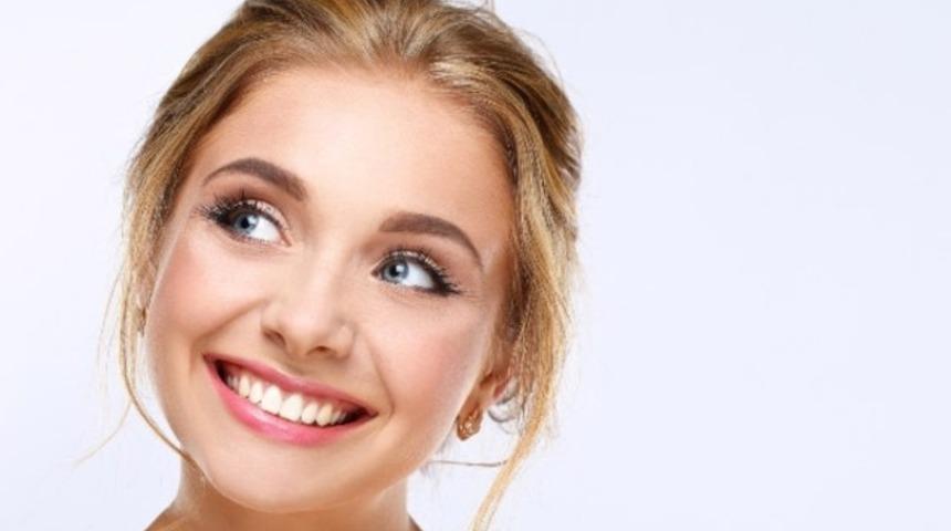 Kırışıklıkları botoks ile &ouml;nleyin