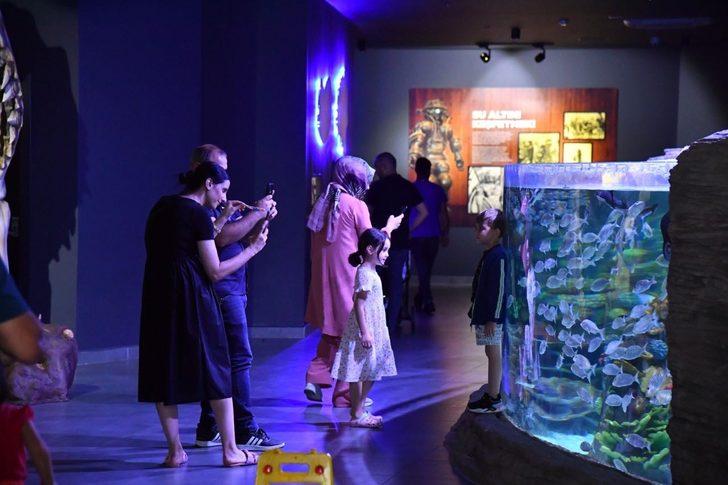 "Trabzon Akvaryum"u yaklaşık 2,5 ayda 111 bin 43 kişi ziyaret etti G4