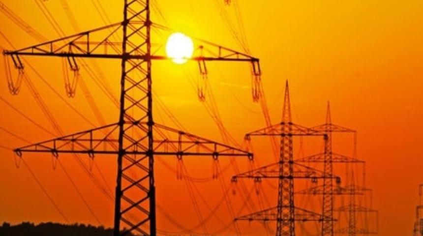 3 ilçe 10.5 saat elektriksiz