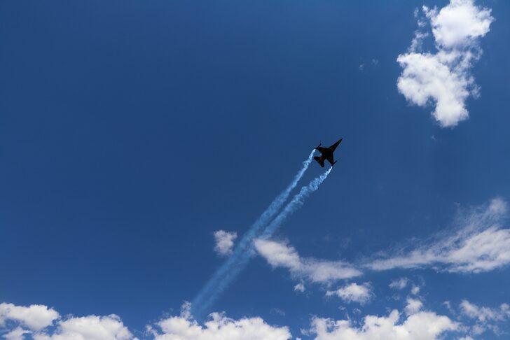 SOLOTÜRK Bayburt'ta gösteri uçuşu yaptı G3