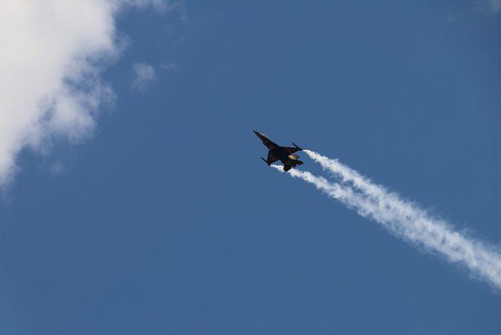 SOLOTÜRK Bayburt'ta gösteri uçuşu yaptı G5