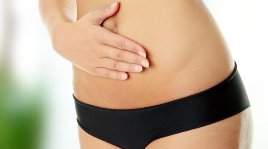 Rektovajinal fistül neden olur?