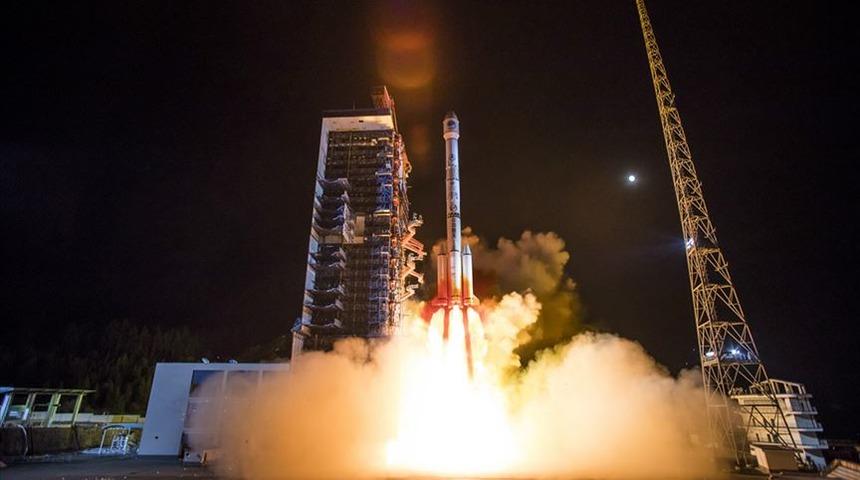 Çin'in fırlattığı roket düştü: NASA Başkanı Pekin'i suçladı, CMSA'dan karşılık geldi
