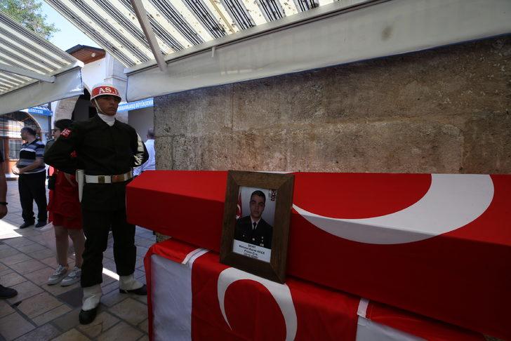 Şehit Piyade Uzman Çavuş Keçe, Kahramanmaraş'ta son yolculuğuna uğurlandı G2