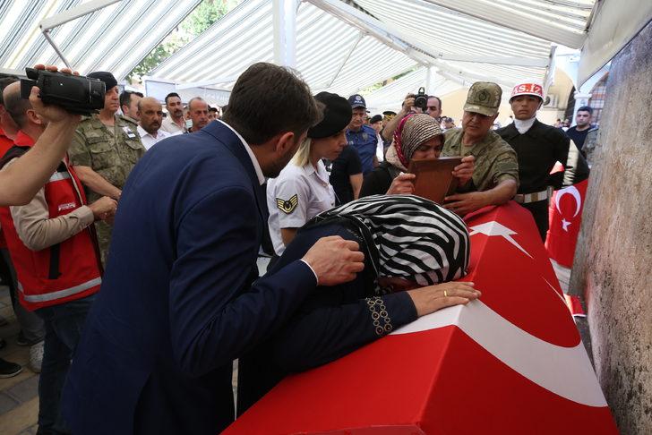 Şehit Piyade Uzman Çavuş Keçe, Kahramanmaraş'ta son yolculuğuna uğurlandı G4