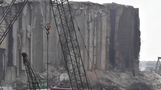 Lübnan'daki patlamanın simgesiydi! 2 yıl sonra yıkıldı