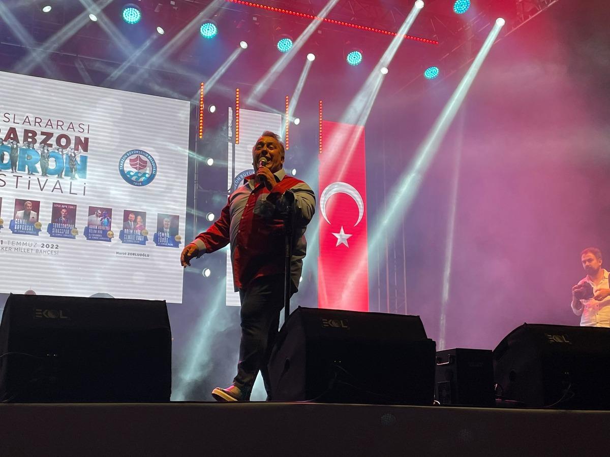 Trabzon'da, "2. Uluslararası Horon Festivali" ger&ccedil;ekleştirildi