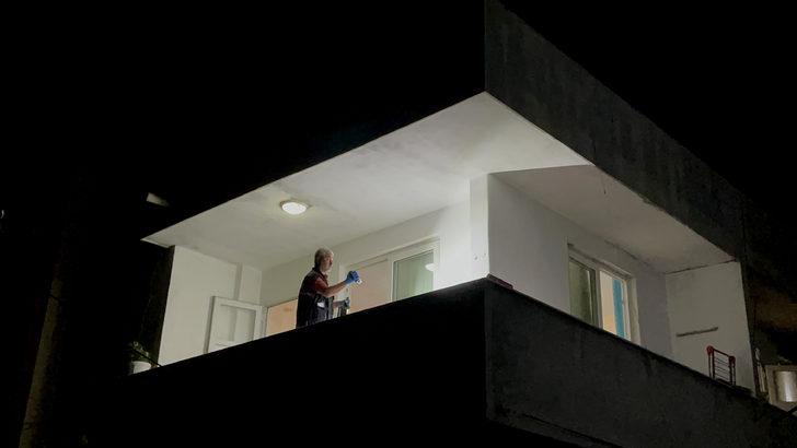 GÜNCELLEME - Adana'da balkonda uyuduğu sırada bıçaklanan kadın öldü G4