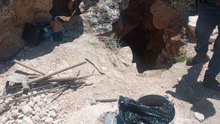 Elazığ'da kaçak kazı yapan 3 şüpheli suçüstü yakalandı