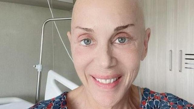 Akciğer kanseri ile mücadele eden Billur Kalkavan'dan yeni haber! Nefes almakta biraz zorlanıyorum...