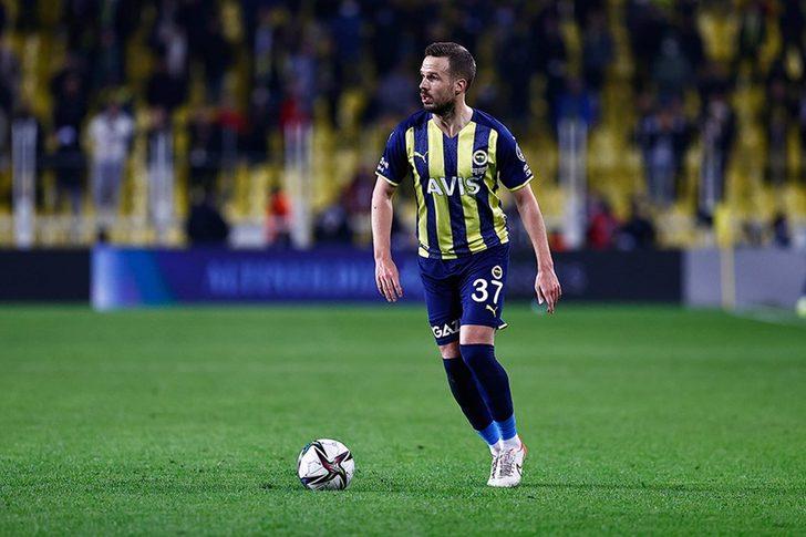 Son dakika: Resmi açıklama geldi! Yıldız isim 72 saat içinde Fenerbahçe'den ayrılıyor G2