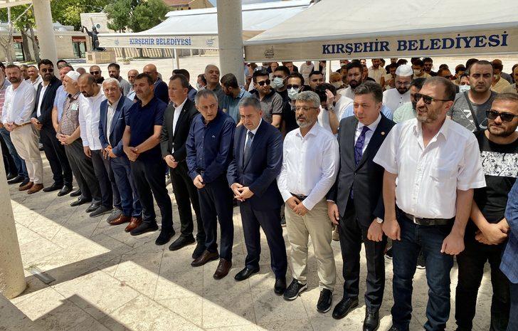 AK Parti Genel Sekreteri Şahin Kırşehir'de cenaze törenine katıldı G4