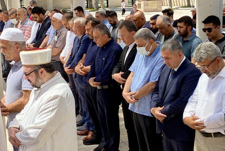 AK Parti Genel Sekreteri Şahin Kırşehir'de cenaze törenine katıldı G5