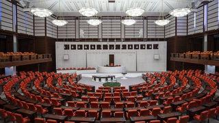 SON DAKİKA | CHP'nin olağanüstü toplantı çağrısı düştü! Meclis yeterli sayıya ulaşamadı