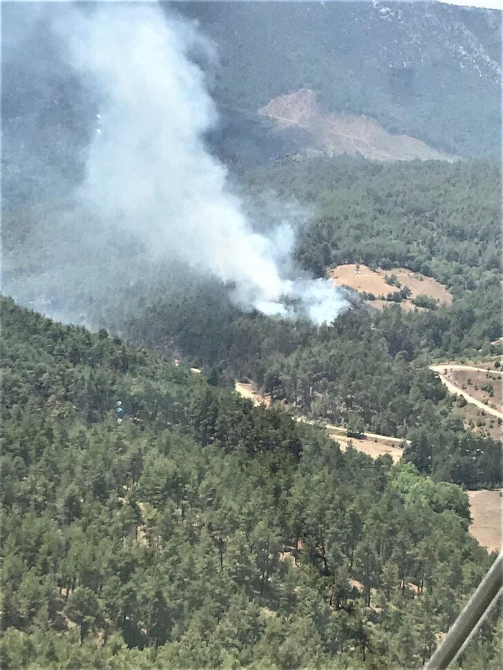 Kütahya'da kontrol altına alınan orman yangınında soğutma çalışmaları sürüyor G2
