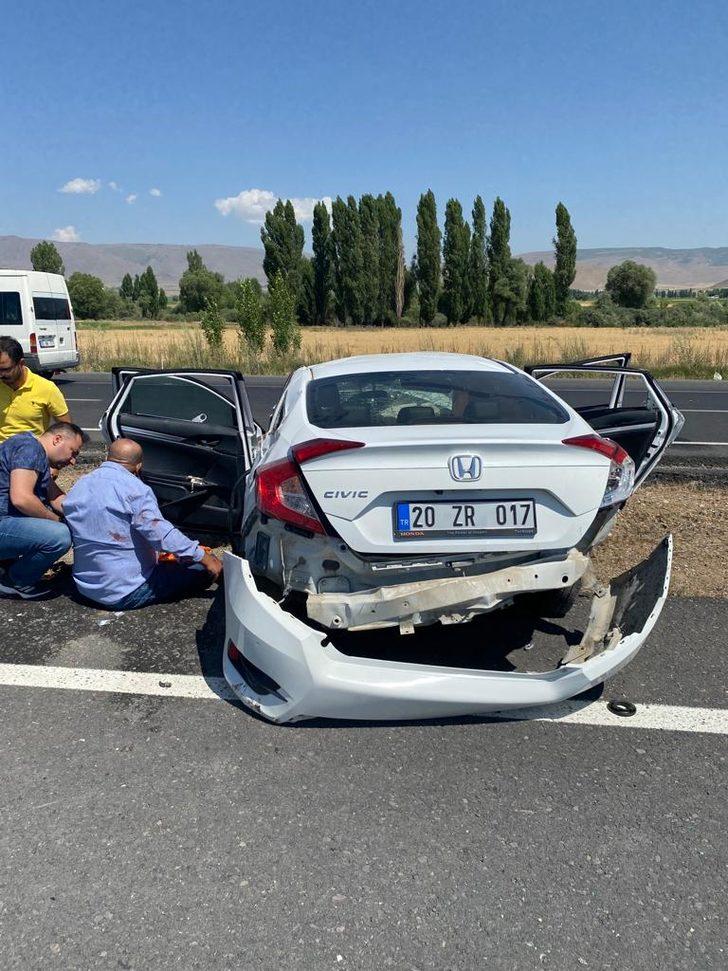 Erzurum'da devrilen otomobildeki 1 kişi öldü, 3 kişi yaralandı G2