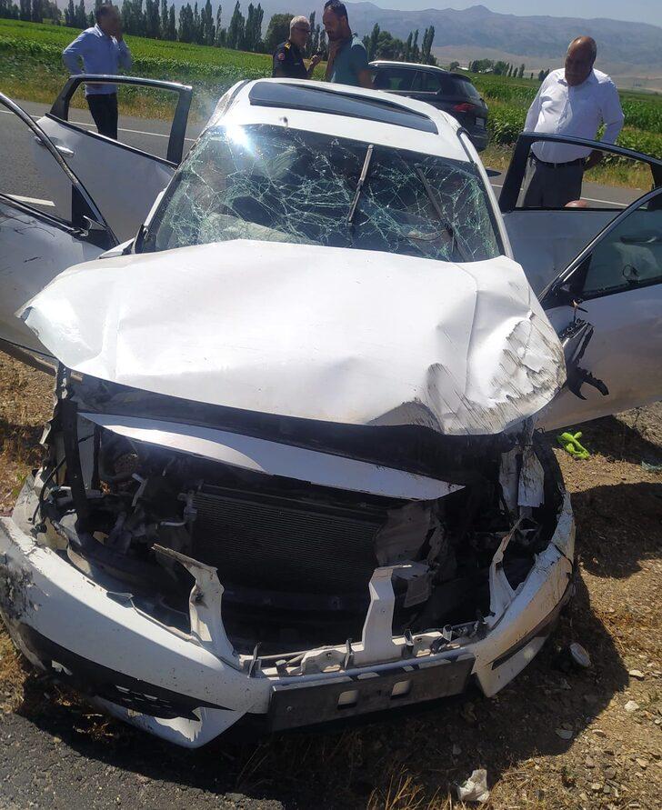 Erzurum'da devrilen otomobildeki 1 kişi öldü, 3 kişi yaralandı G3