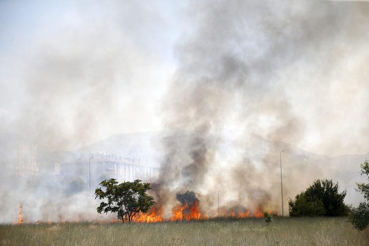Kayseri'de otluk alanda çıkan yangın söndürüldü G2