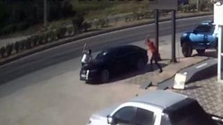 Arabanın fiyatı 8 milyon, zarar 3 milyon Saldırıdan sonra tamire gitti, bu kez serviste saldırdılar