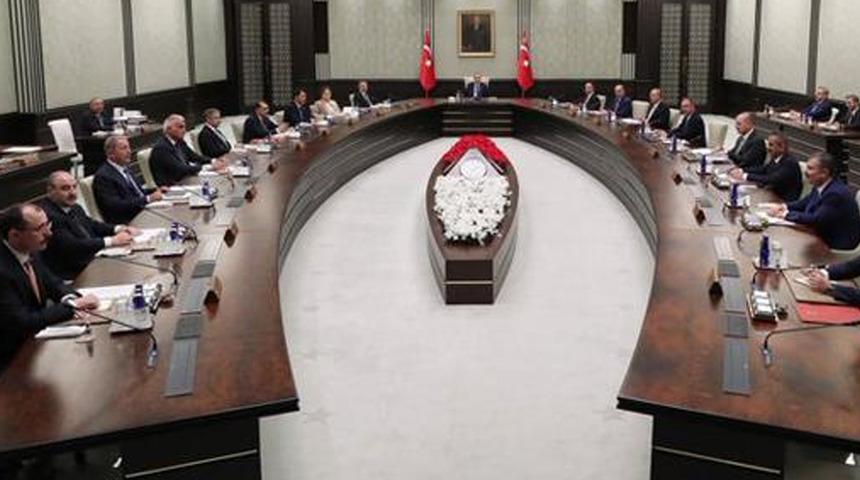 Merakla beklenen Kabine toplantısı 16.55'te başladı