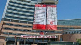 CHP'li Murat Özçelik görevinden istifa etti
