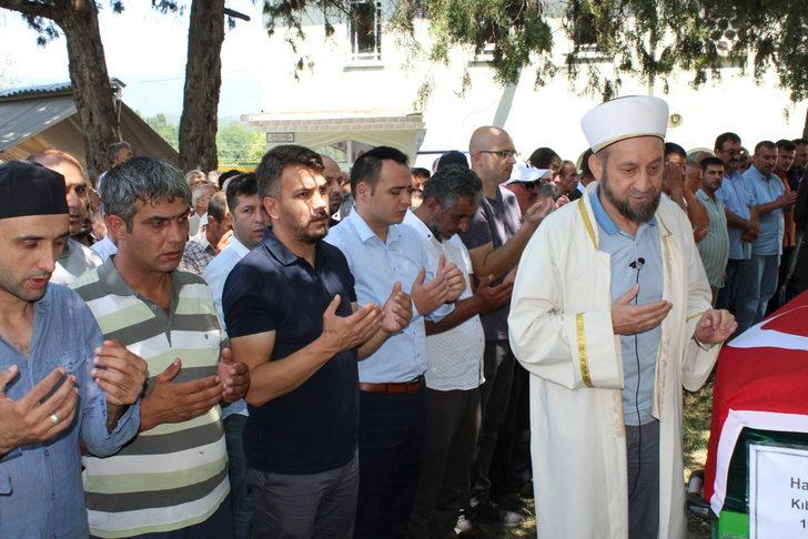 Sakarya'da Kıbrıs gazisi son yolculuğuna uğurlandı G2