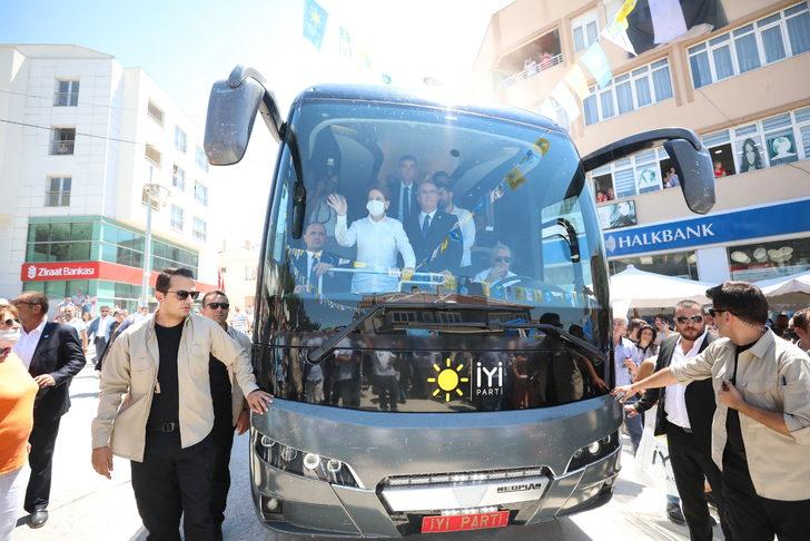 İYİ Parti Genel Başkanı Akşener, Kırklareli'nde esnaf ve vatandaşlarla buluştu G3