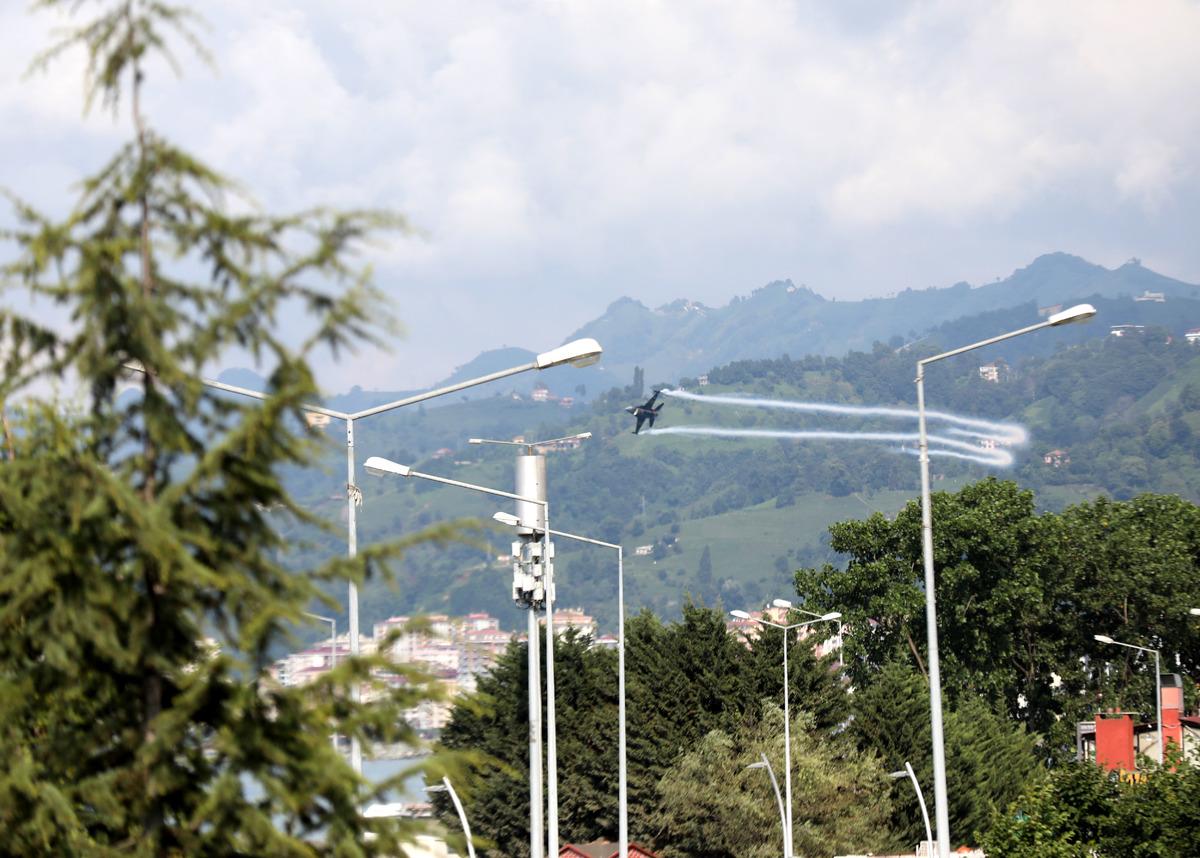 SOLOT&Uuml;RK Rize'de prova u&ccedil;uşu yaptı