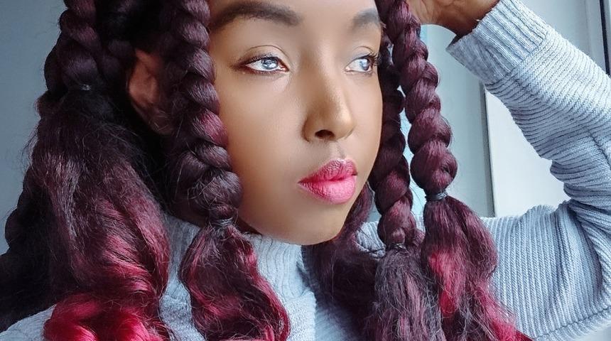 Doğumdan sonra k&ouml;rleşmeye başladı! Her g&uuml;n g&ouml;r&uuml;ş&uuml;n&uuml; biraz daha kaybeden talihsiz anne anlattı