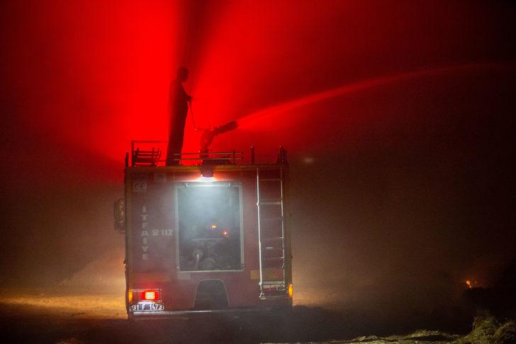 Hatay'da bir çiftliğin deposunda yangın çıktı G4