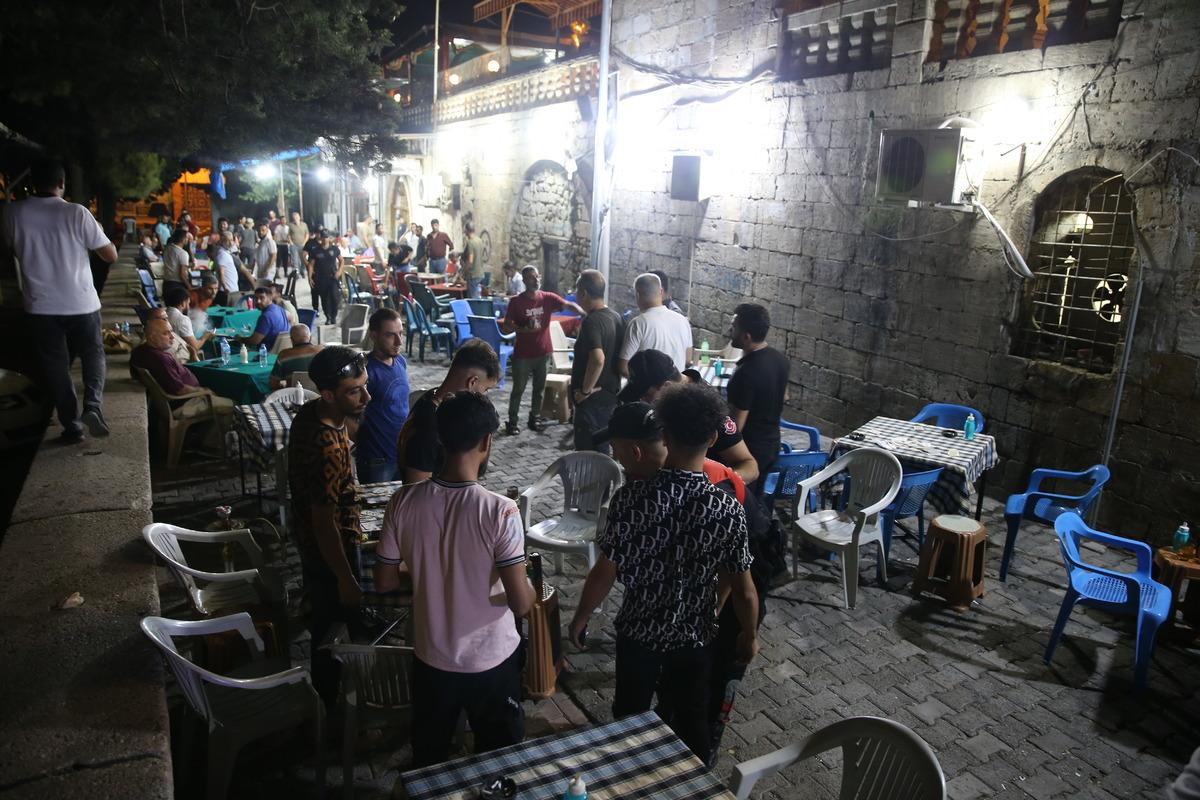 Şanlıurfa'da ger&ccedil;ekleştirilen denetimde 35 ş&uuml;pheli g&ouml;zaltına alındı