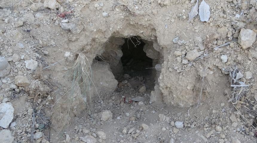 'Altın var' söylentisi savaş alanına çevirdi! Duyan höyük kazmaya geliyor 