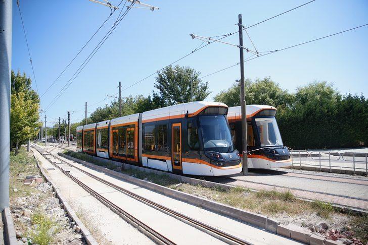 Eskişehir'de tramvay merkezindeki trafoda çıktı, ulaşım 3 saat aksadı G2