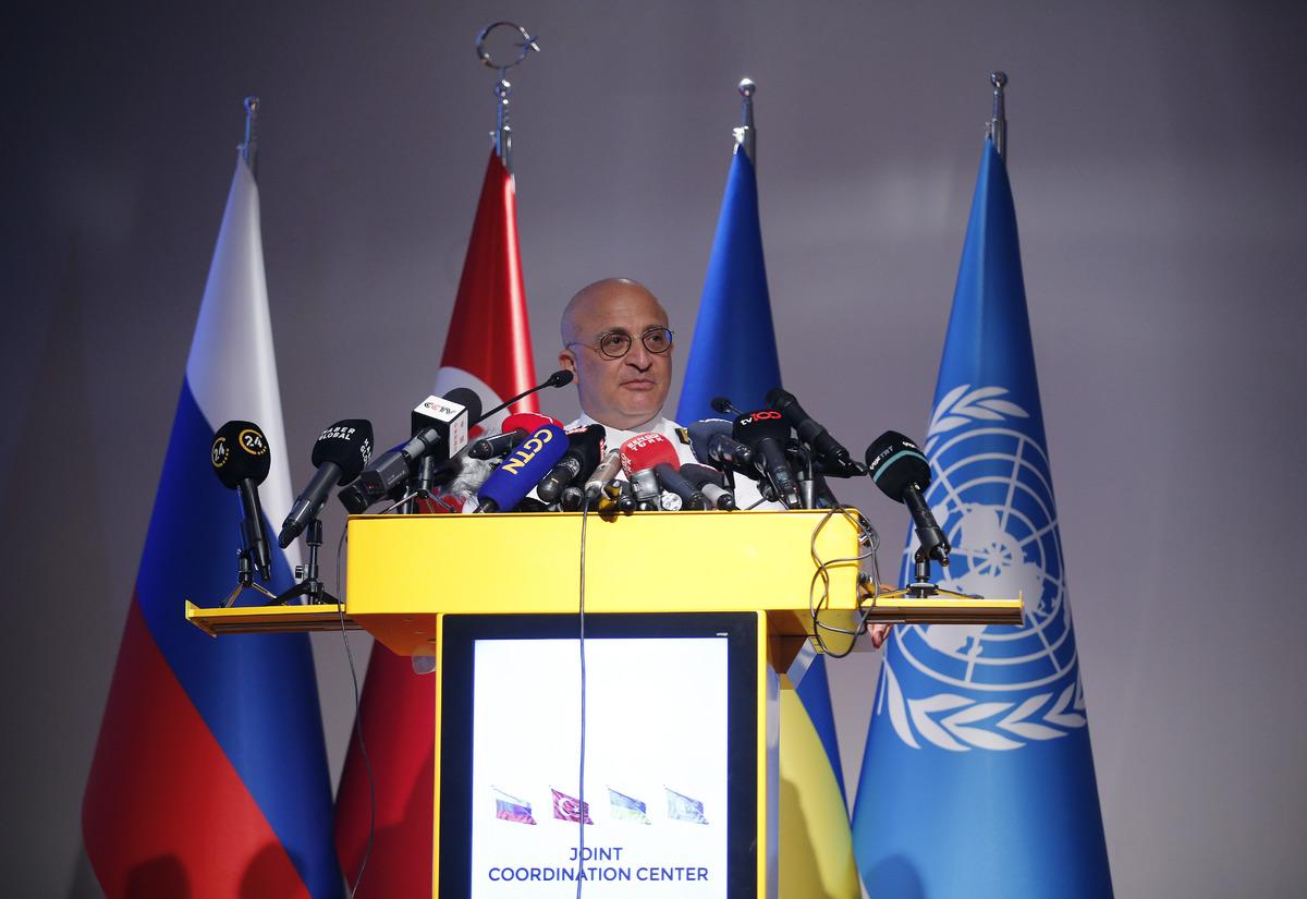 Ukrayna'dan yola &ccedil;ıkan mısır y&uuml;kl&uuml; geminin gece yarısı İstanbul'a demirlemesi bekleniyor