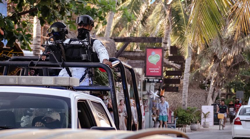 Meksika'nın en korkulan karteli başkanlık konvoyuna saldırdı! Cumhurbaşkanı o sırada...