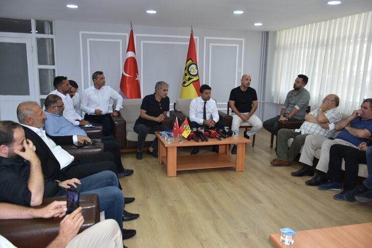 Yeni Malatyaspor Kulübü Başkanı Hacı Ahmet Yaman, basın mensuplarına konuştu: G2