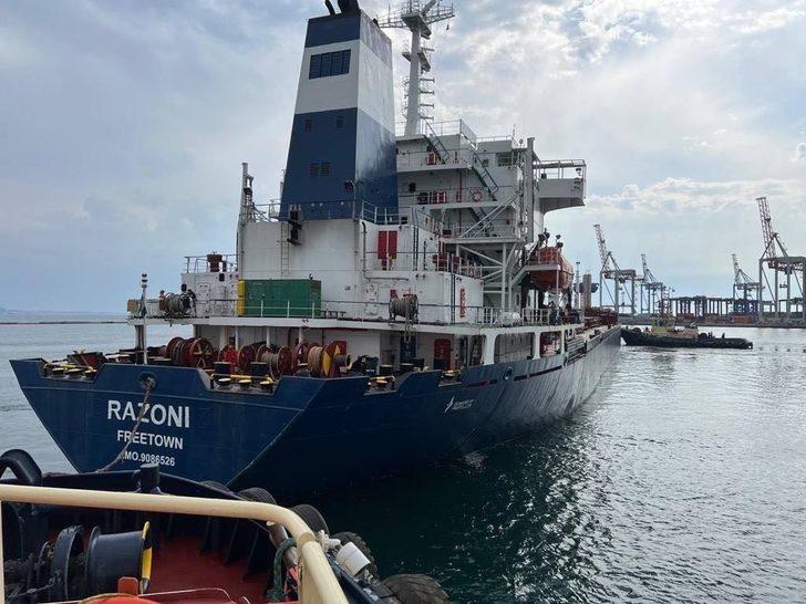 Ukrayna'dan yola çıkan ilk tahıl gemisi Razoni İstanbul'a ulaştı