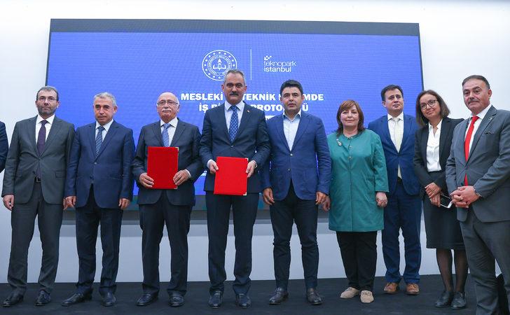 MEB ile Teknopark İstanbul arasında Mesleki Eğitim İş Birliği Protokolü G4