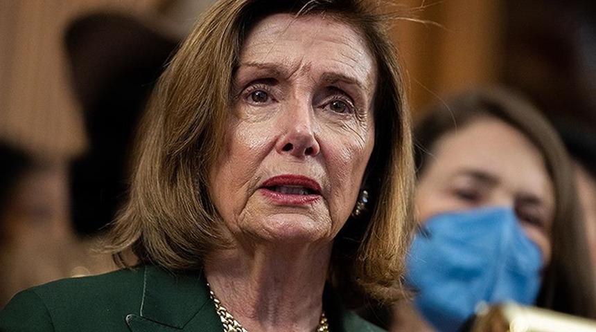 Dünyanın gözü Tayvan'da! Pelosi iner inmez bakın neyle karşılaştı