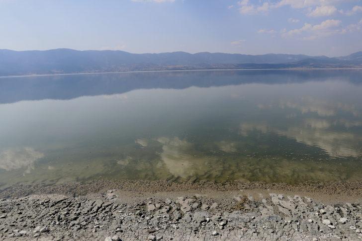 Burdur Gölü'nde alg patlaması endişeye neden oldu G5