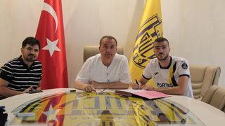 MKE Ankaragücü, Nihad Mujakic'i kadrosuna kattı