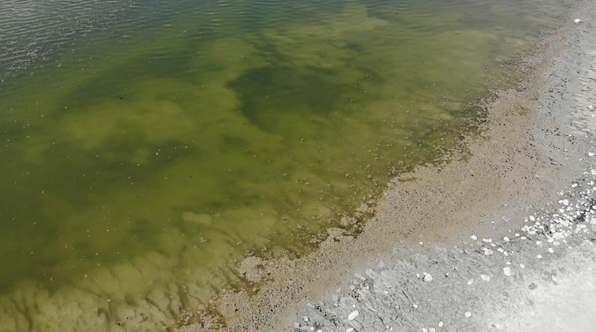 Burdur Gölü'nde endişelendiren görüntü! "Buraya hiç kimse gelmez"