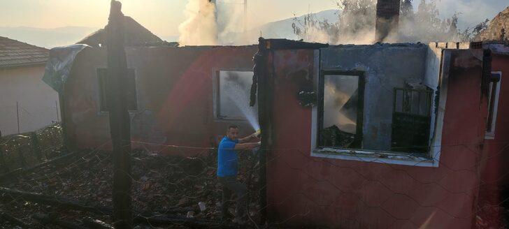 Çorum'da bir evde çıkan yangında 91 yaşındaki kadın yaşamını yitirdi G5
