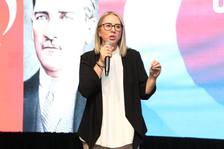 AK Parti'li Hayati Yazıcı, İzmir'deki "Gönülden Gönüle 2023" programına video konferansla katıldı: G5